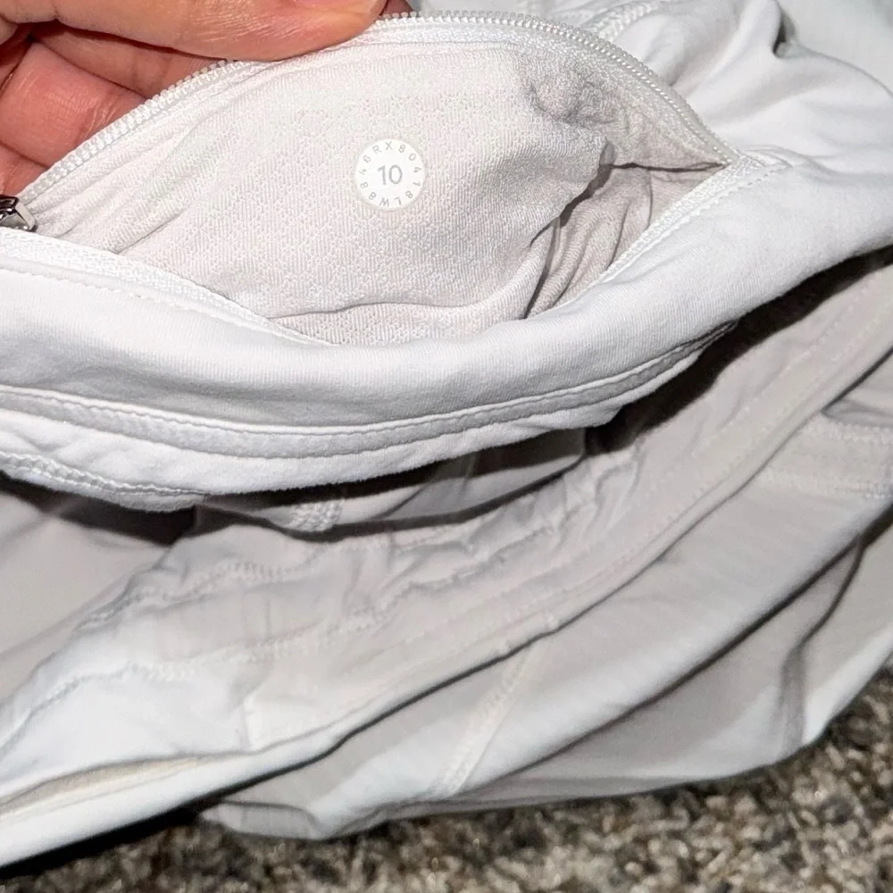 Lululemon Pace Rival Mid-Rise Skirt size 10